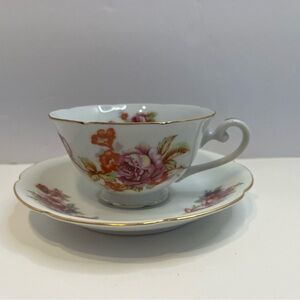 DIAMOND Made in Occupied Japan floral tea cup and saucer bone china